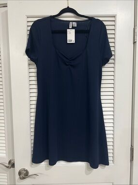 H&M Navy Basic Crewneck Top